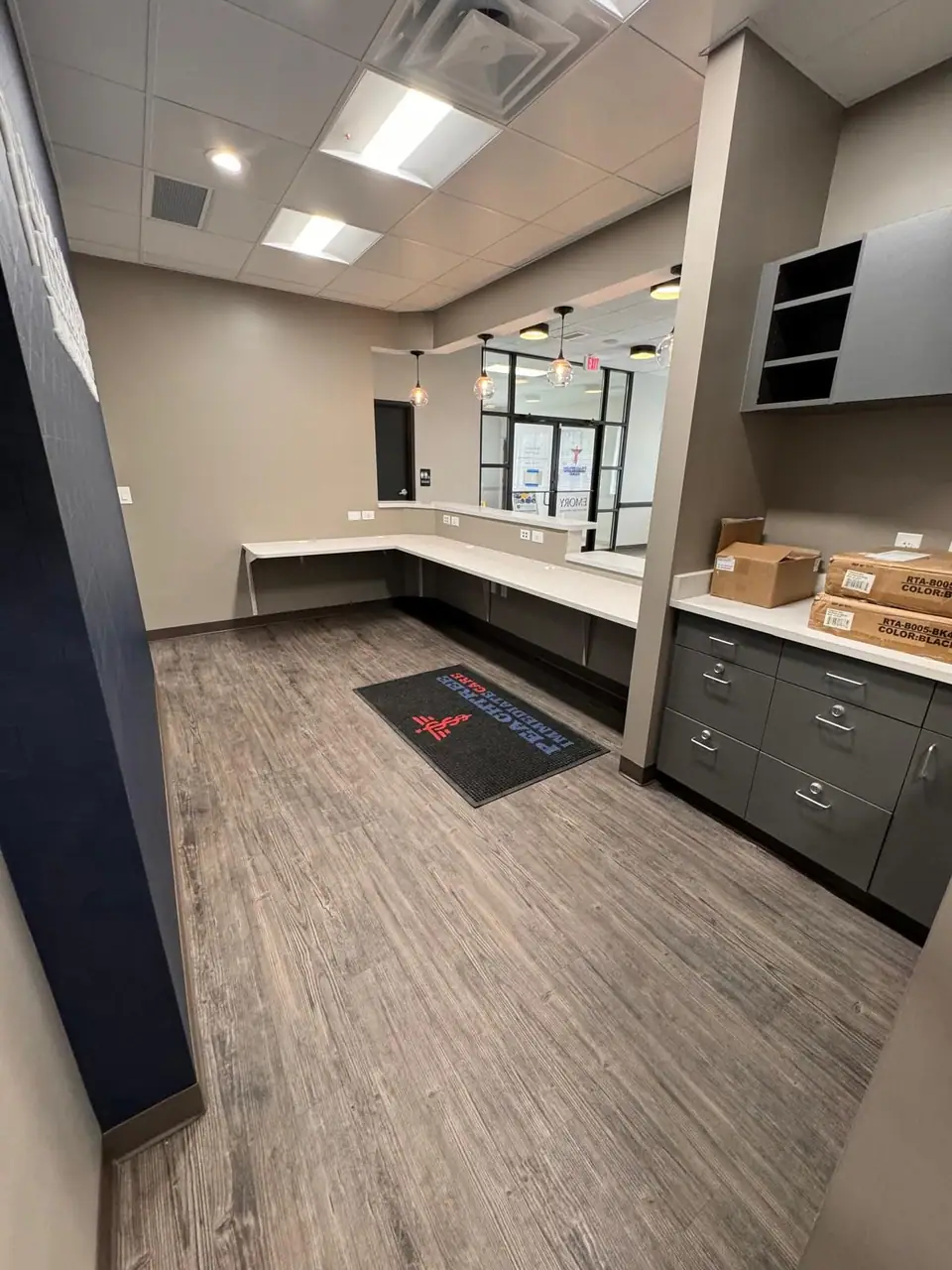 Post-construction final clean of a commercial space – photo 10