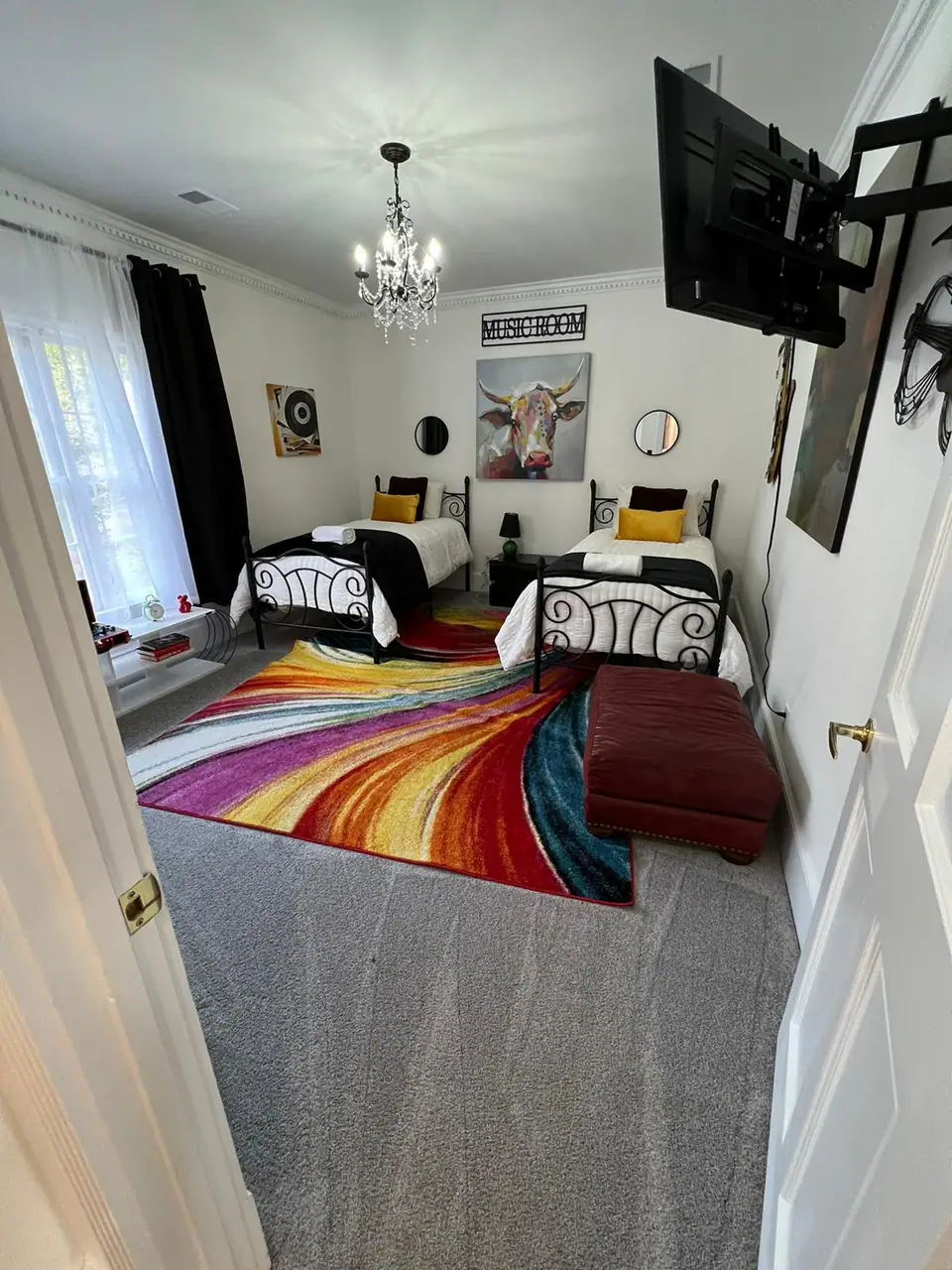 Home interior after a residential cleaning – photo 13